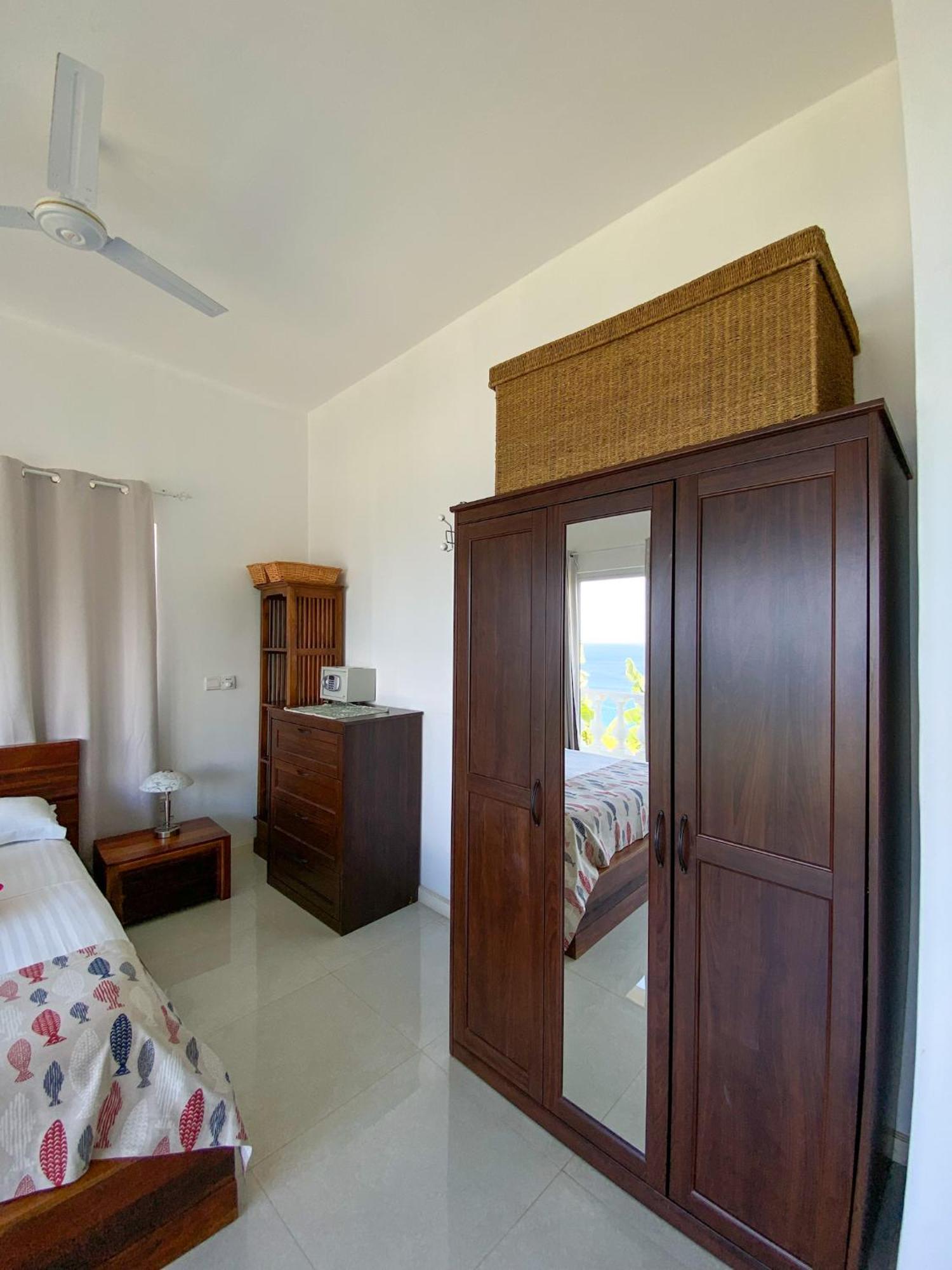 Reve Bleu Villa Glacis  Bagian luar foto